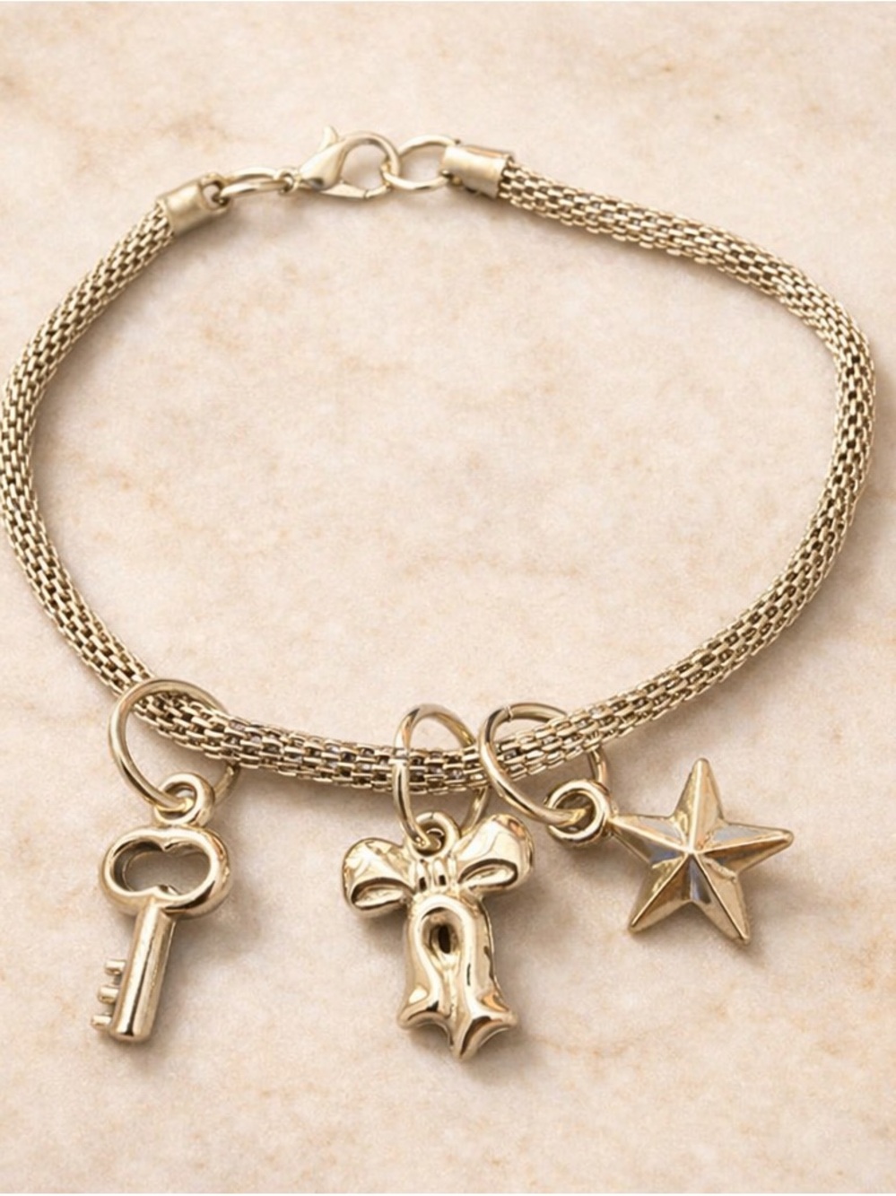 Vintage Gold Tone Mesh Charm Bracelet Key Bow Star Dainty Y2K Minimal